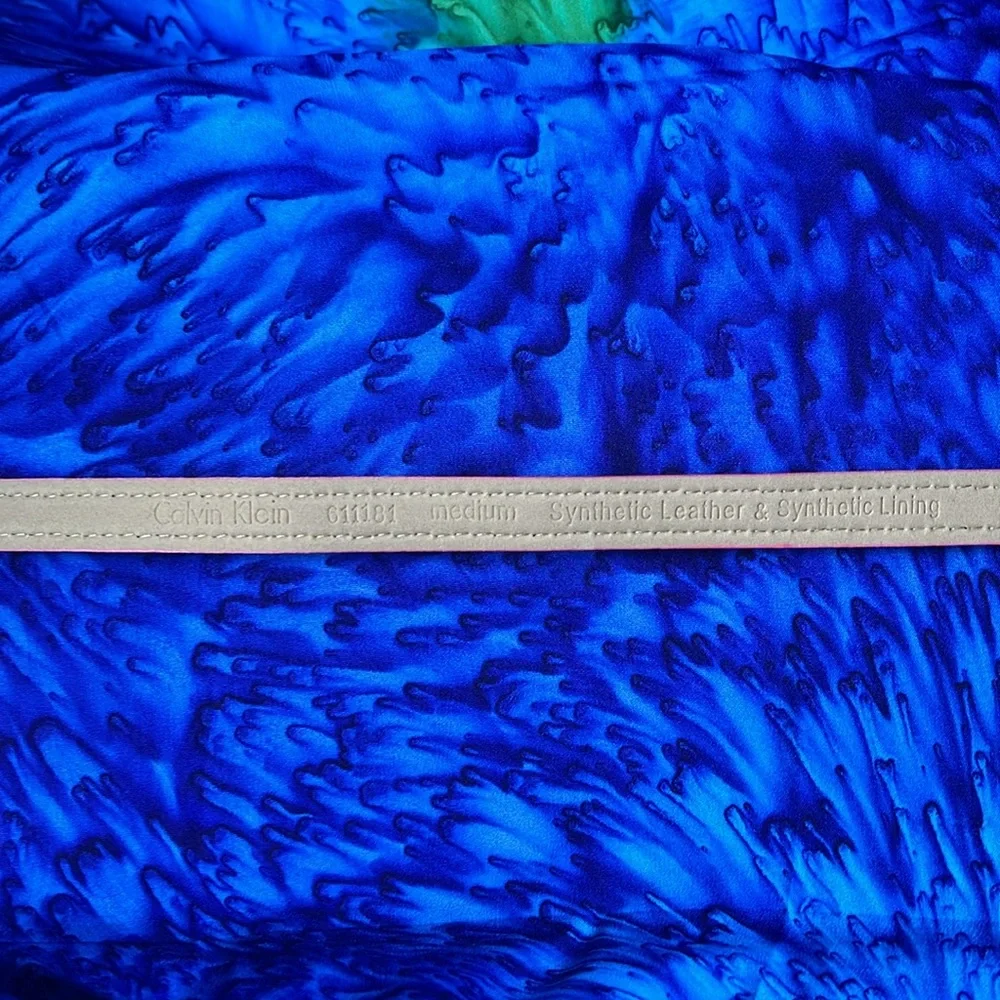 CALVIN KLEIN pink double-buckle skinny belt with silver hardware - size M medium - Picture 7 of 7